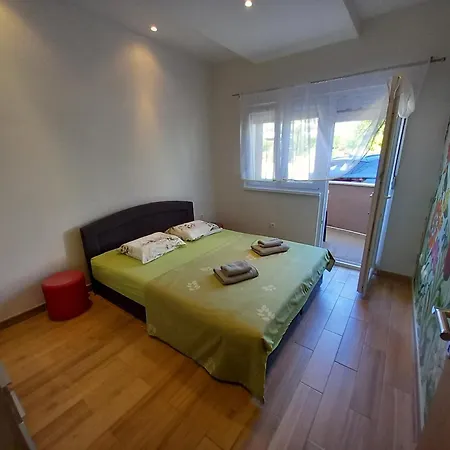 Apartment Jelena - Cozy Two Bedroom Apartment Only 70M From The Beach, Diklo - Zadar Exterior photo