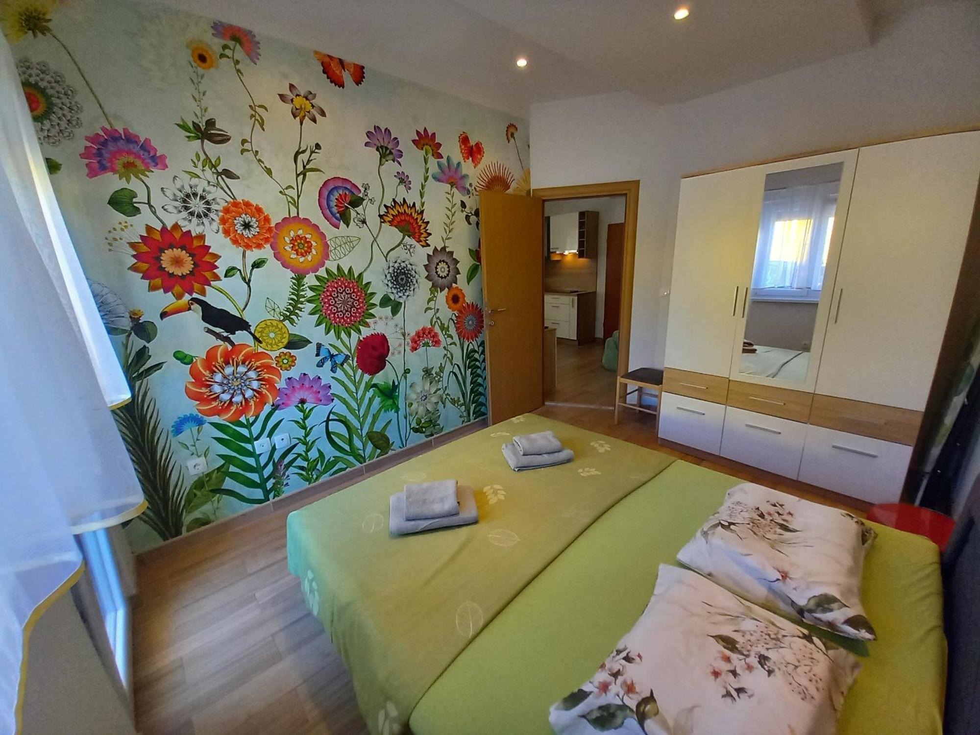 Jelena - Cozy Two Bedroom Only 70m From The Beach, Diklo - Zadar